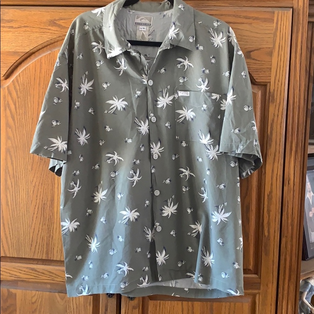 Quicksilver button down shirt